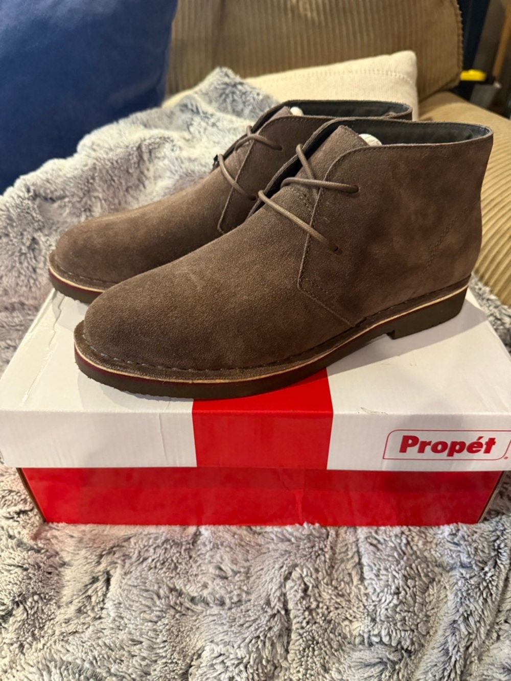 Kohl's Men’s Brown Suede Chukka Boots